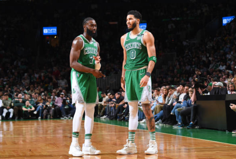  布朗对飙塔图姆绿军惜败凯尔特人显韧劲