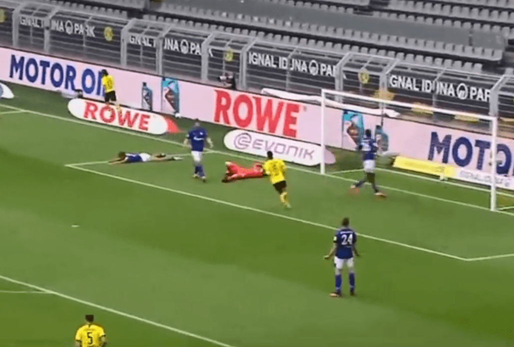  多特蒙德主场大胜缩小与领头羊积分差距