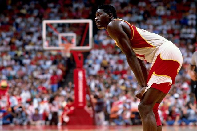  活塞康宁汉姆成长迅速，底特律重建计划现曙光  